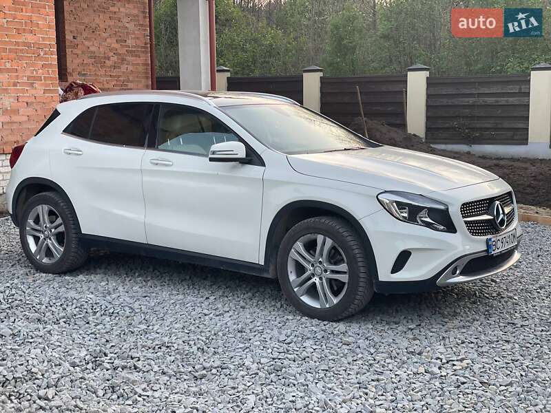 Mercedes-Benz GLA-Class 2016