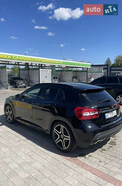 Внедорожник / Кроссовер Mercedes-Benz GLA-Class 2018 в 