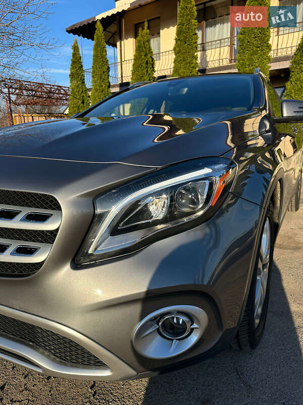 Внедорожник / Кроссовер Mercedes-Benz GLA-Class 2019 в Харькове