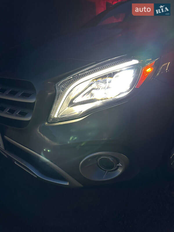 Внедорожник / Кроссовер Mercedes-Benz GLA-Class 2019 в Харькове