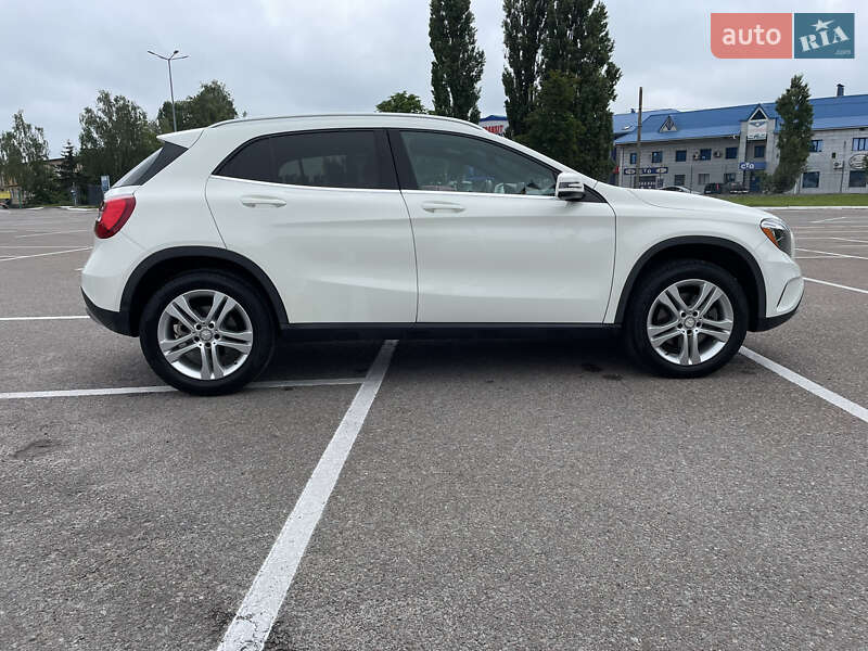 Внедорожник / Кроссовер Mercedes-Benz GLA-Class 2016 в Киеве