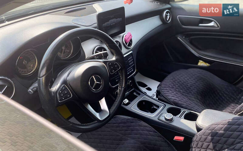 Внедорожник / Кроссовер Mercedes-Benz GLA-Class 2016 в Мукачево