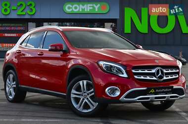 Внедорожник / Кроссовер Mercedes-Benz GLA-Class 2018 в 