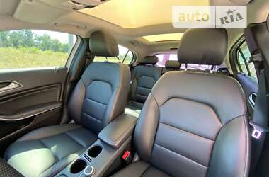 Позашляховик / Кросовер Mercedes-Benz GLA-Class 2015 в 
