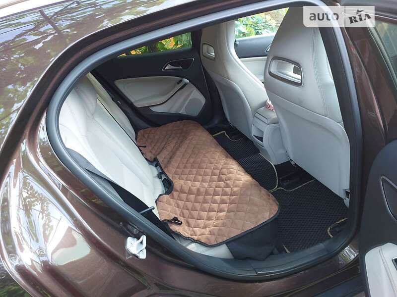 Внедорожник / Кроссовер Mercedes-Benz GLA-Class 2016 в Хмельницком фото 8 Внедорожник / Кроссовер Mercedes-Benz GLA-Class 2016 в Хмельницком