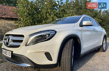 Внедорожник / Кроссовер Mercedes-Benz GLA-Class 2016 в 