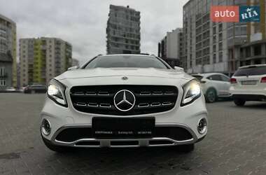 Внедорожник / Кроссовер Mercedes-Benz GLA-Class 2019 в 