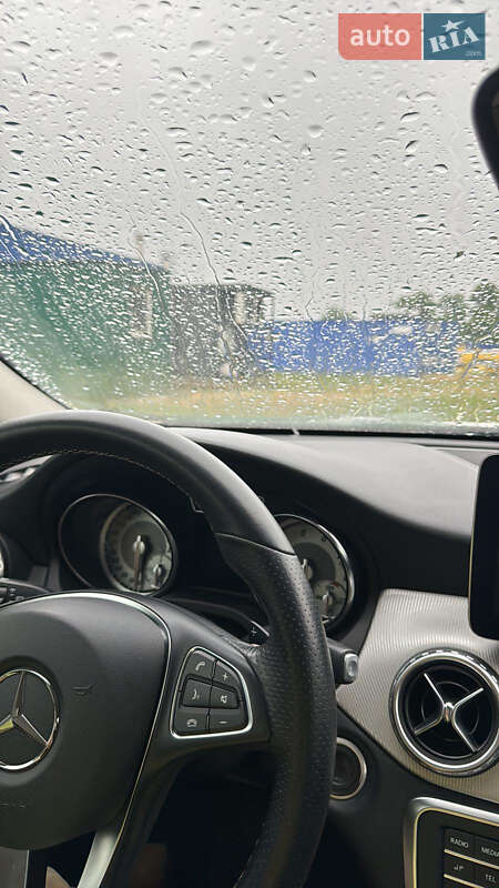 Позашляховик / Кросовер Mercedes-Benz GLA-Class 2016 в Одесі