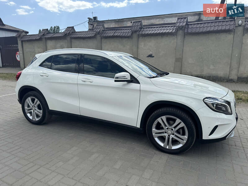 Позашляховик / Кросовер Mercedes-Benz GLA-Class 2016 в Одесі