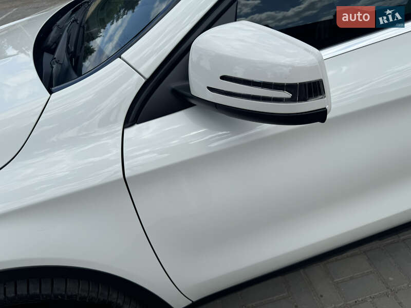 Позашляховик / Кросовер Mercedes-Benz GLA-Class 2016 в Одесі