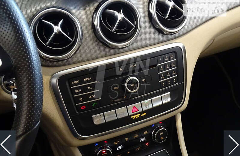 Внедорожник / Кроссовер Mercedes-Benz GLA-Class 2017 в Киеве
