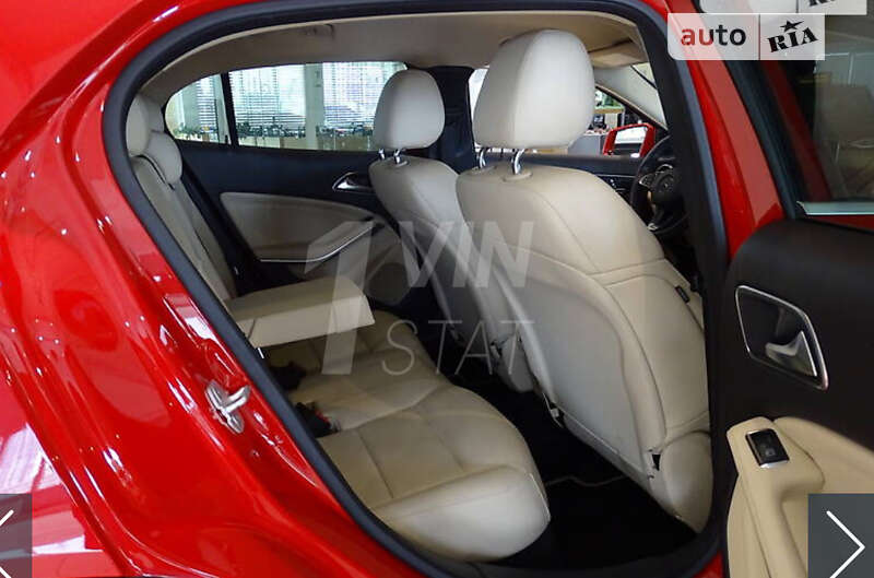 Внедорожник / Кроссовер Mercedes-Benz GLA-Class 2017 в Киеве
