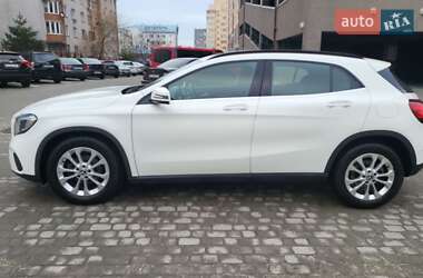 Внедорожник / Кроссовер Mercedes-Benz GLA-Class 2018 в 