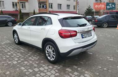 Внедорожник / Кроссовер Mercedes-Benz GLA-Class 2018 в 