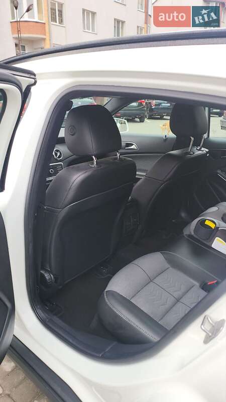 Внедорожник / Кроссовер Mercedes-Benz GLA-Class 2018 в Львове фото 14 Внедорожник / Кроссовер Mercedes-Benz GLA-Class 2018 в Львове