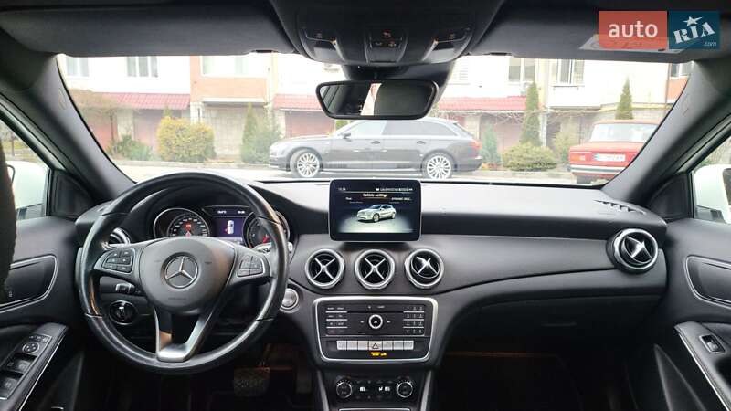 Внедорожник / Кроссовер Mercedes-Benz GLA-Class 2018 в Львове фото 21 Внедорожник / Кроссовер Mercedes-Benz GLA-Class 2018 в Львове