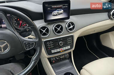 Внедорожник / Кроссовер Mercedes-Benz GLA-Class 2018 в 