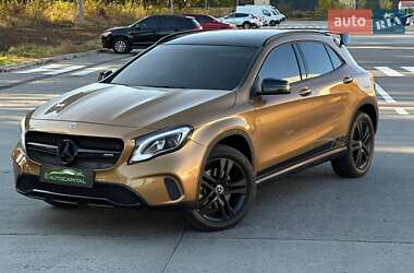 Внедорожник / Кроссовер Mercedes-Benz GLA-Class 2017 в Киеве