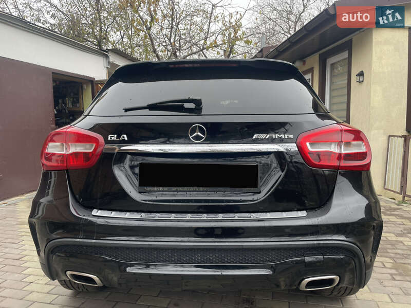 Внедорожник / Кроссовер Mercedes-Benz GLA-Class 2015 в Полтаве