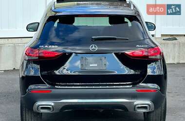 Внедорожник / Кроссовер Mercedes-Benz GLA-Class 2022 в 