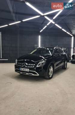 Позашляховик / Кросовер Mercedes-Benz GLA-Class 2019 в Рівному