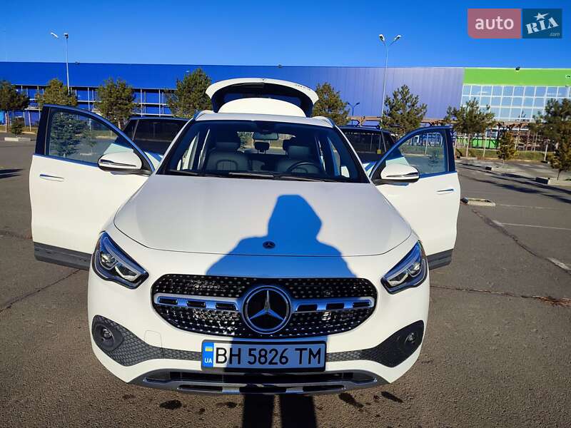 Внедорожник / Кроссовер Mercedes-Benz GLA-Class 2020 в Одессе