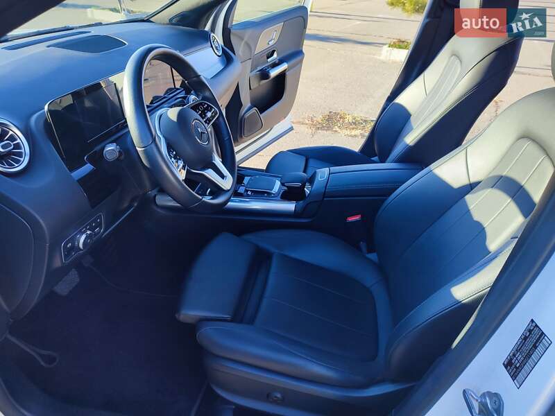 Внедорожник / Кроссовер Mercedes-Benz GLA-Class 2020 в Одессе
