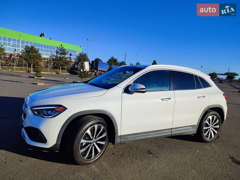 Внедорожник / Кроссовер Mercedes-Benz GLA-Class 2020 в Одессе