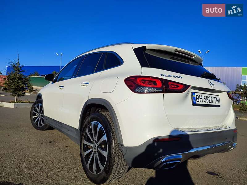 Внедорожник / Кроссовер Mercedes-Benz GLA-Class 2020 в Одессе