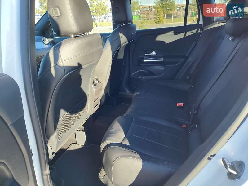 Внедорожник / Кроссовер Mercedes-Benz GLA-Class 2020 в Одессе