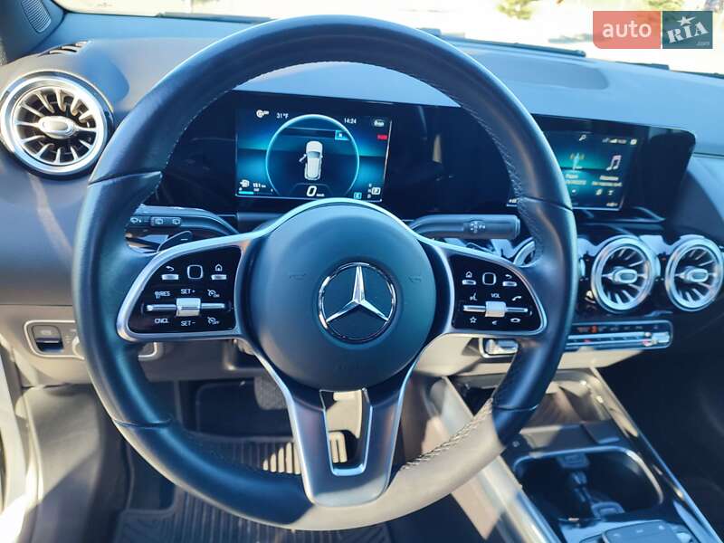 Внедорожник / Кроссовер Mercedes-Benz GLA-Class 2020 в Одессе