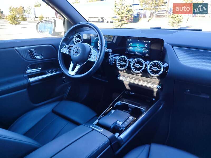 Внедорожник / Кроссовер Mercedes-Benz GLA-Class 2020 в Одессе