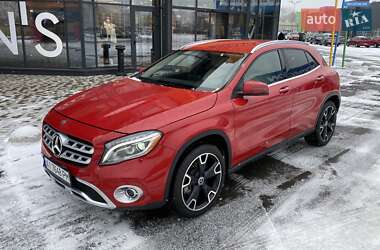 Внедорожник / Кроссовер Mercedes-Benz GLA-Class 2019 в Киеве