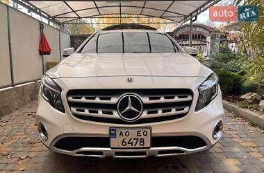 Внедорожник / Кроссовер Mercedes-Benz GLA-Class 2018 в 