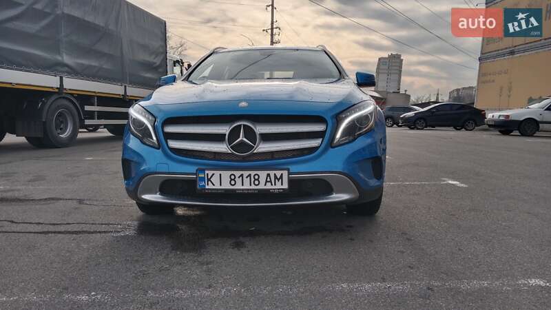 Внедорожник / Кроссовер Mercedes-Benz GLA-Class 2015 в Киеве