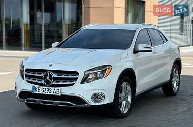 Внедорожник / Кроссовер Mercedes-Benz GLA-Class 2018 в 