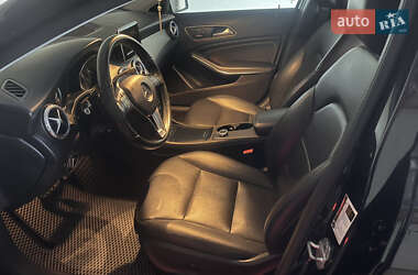 Внедорожник / Кроссовер Mercedes-Benz GLA-Class 2014 в 