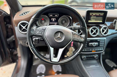 Позашляховик / Кросовер Mercedes-Benz GLA-Class 2014 в 
