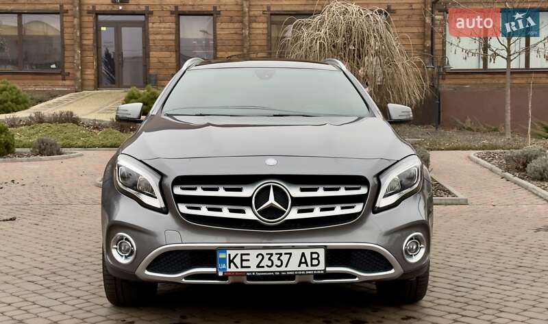 Внедорожник / Кроссовер Mercedes-Benz GLA-Class 2017 в Киеве фото 8 Внедорожник / Кроссовер Mercedes-Benz GLA-Class 2017 в Киеве