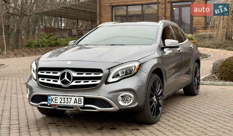 Внедорожник / Кроссовер Mercedes-Benz GLA-Class 2017 в Киеве фото 2 Внедорожник / Кроссовер Mercedes-Benz GLA-Class 2017 в Киеве