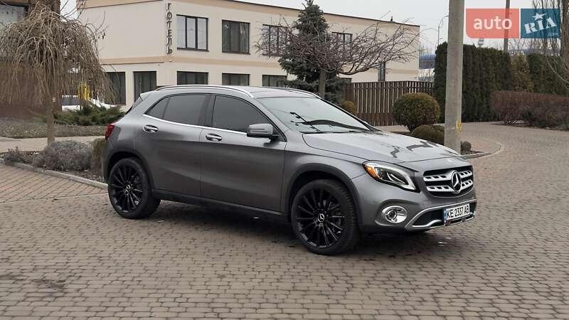 Внедорожник / Кроссовер Mercedes-Benz GLA-Class 2017 в Киеве фото 13 Внедорожник / Кроссовер Mercedes-Benz GLA-Class 2017 в Киеве