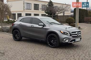 Внедорожник / Кроссовер Mercedes-Benz GLA-Class 2017 в 