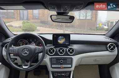 Внедорожник / Кроссовер Mercedes-Benz GLA-Class 2017 в 