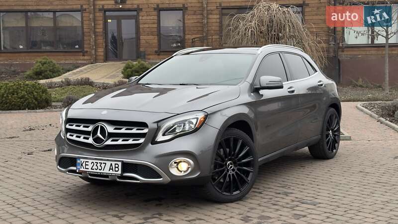 Внедорожник / Кроссовер Mercedes-Benz GLA-Class 2017 в Киеве фото 3 Внедорожник / Кроссовер Mercedes-Benz GLA-Class 2017 в Киеве