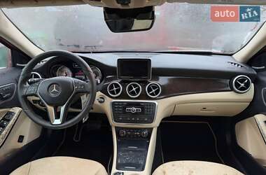 Внедорожник / Кроссовер Mercedes-Benz GLA-Class 2015 в 
