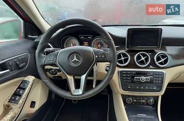 Внедорожник / Кроссовер Mercedes-Benz GLA-Class 2015 в 