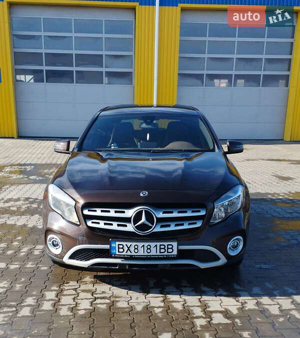 Mercedes-Benz GLA-Class 2017