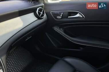 Позашляховик / Кросовер Mercedes-Benz GLA-Class 2017 в 