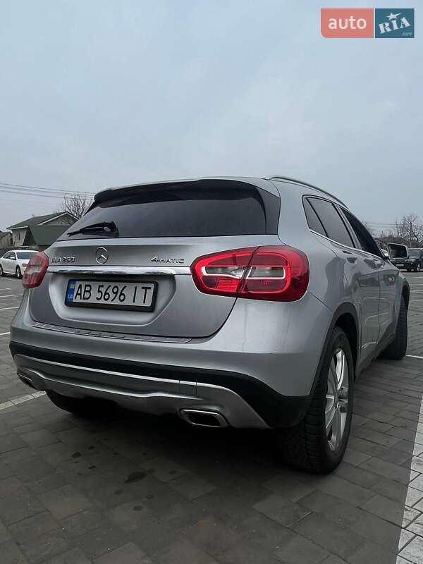 Внедорожник / Кроссовер Mercedes-Benz GLA-Class 2014 в Виннице фото 5 Внедорожник / Кроссовер Mercedes-Benz GLA-Class 2014 в Виннице