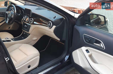 Внедорожник / Кроссовер Mercedes-Benz GLA-Class 2015 в 
